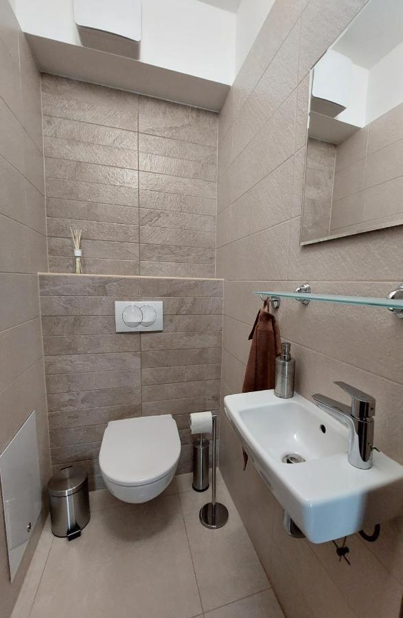 Arsenal House Budapest Esterno foto